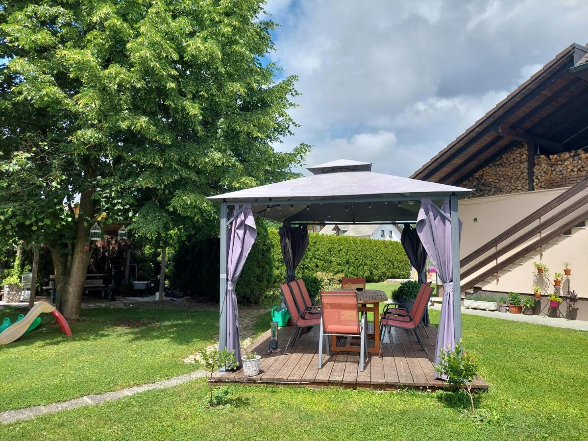 Apartma Zirovnik Cerklje na Gorenjskem Luaran gambar