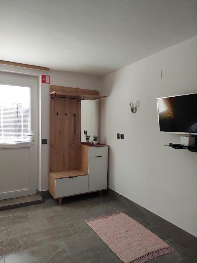 Apartma Zirovnik Cerklje na Gorenjskem Luaran gambar